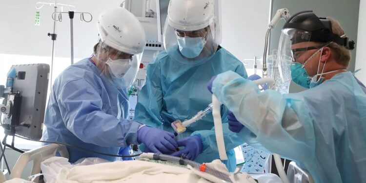 Al menos 1.914.057 de muertos es el balance mundial por el coronavirus