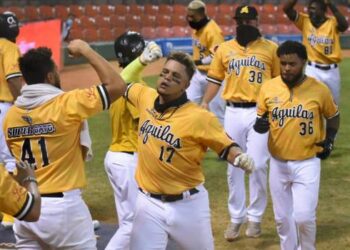 Águilas Cibaeñas ganan y disputarán final contra los Gigantes del Cibao