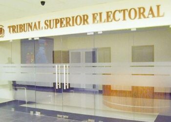 Un dirigente somete instancia ante TSE que busca anular Congreso del PLD