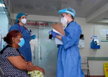 Tres muertos y 1,459 casos nuevos de COVID-19 en República Dominicana