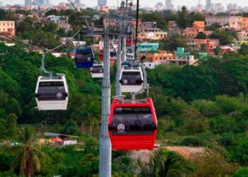Metro y Teleférico ofrecerán servicios dos horas después de empezar toque de queda