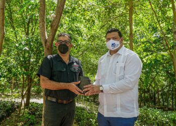 Fundación Refidomsa y Medio Ambiente restauran viveros de mangles en Parque Ecológico de Nigua