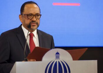 Gobierno promulga decreto para regular metanol