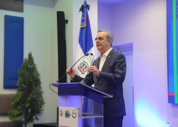 El presidente Abinader asegura trabajadores alcanzarán progreso, plenitud y felicidad