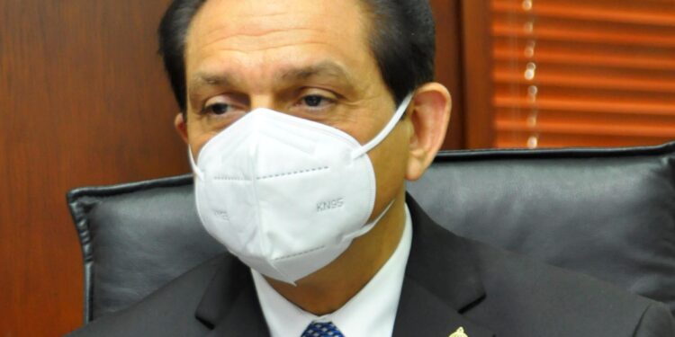 Ministro de Salud advierte a la población no dejarse engañar con la venta ilegal de sangre