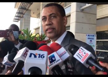 GOMEZ CASANOVA ACUSADO DE DESFALCAR APORDOM POR MÁS RD$300 MILLONES