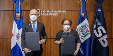 La Procuraduría General y la Superintendencia de Bancos reforzarán persecución de delitos financieros