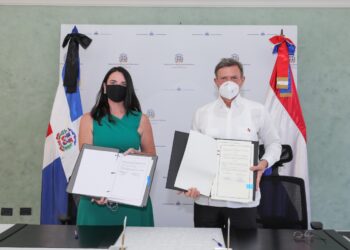 República Dominicana firma acuerdo en el que delimita frontera marítima con el Reino de los Países Bajos