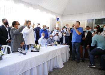 Relanzan el FEDA con juramentación de Efraín Toribio y Hecmilio Galván como presidente y director ejecutivo