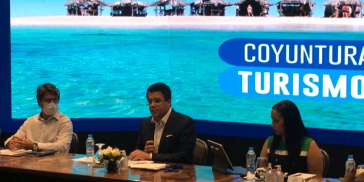 OCTUBRE 2021: MEJOR MES DEL TURISMO RD