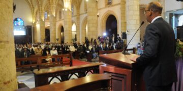 Conmemoran 87 aniversario del MOPC con una histórica carpeta de unas 540 obras en ejecución.