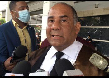 Inversionistas extranjeros y locales demandan justicia en el país, piden que caigan los jueces, fiscales, notarios y abogados corruptos, para seguir inspirando confianza.