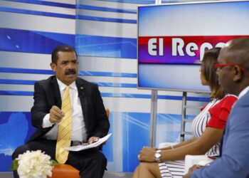 CRITICA POLITICA AGROPECUARIA DEL GOBIERNO; LE PROPONE INTEGRAR TECNICOS DE TODOS LOS PARTIDOS PARA RECUPERAR EL CAMPO