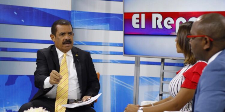 CRITICA POLITICA AGROPECUARIA DEL GOBIERNO; LE PROPONE INTEGRAR TECNICOS DE TODOS LOS PARTIDOS PARA RECUPERAR EL CAMPO