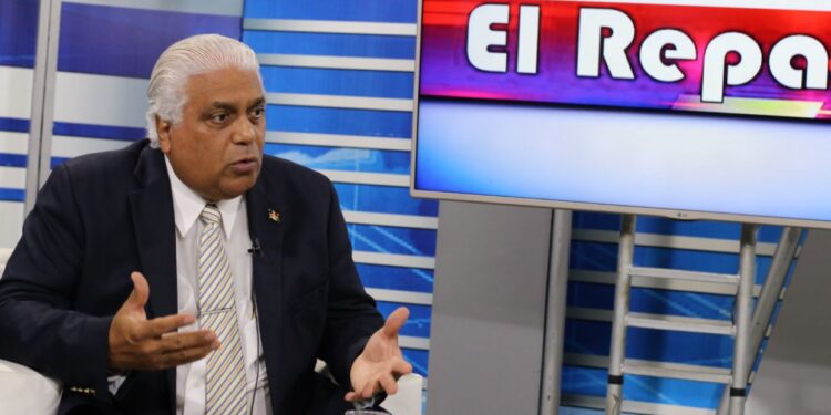 CASTILLO PANTALEÓN CONSIDERA CONFUSAS ACCIONES DEL GOBIERNO EN MATERIA MIGRATORIA