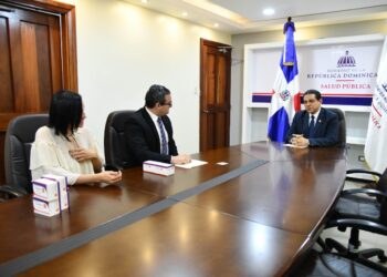 Salud Pública recibe donación del medicamento de alto costo Jakavi
