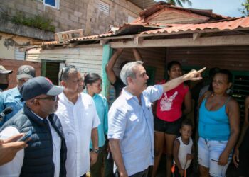 Presidente Abinader asegura ninguna familia afectada por huracán Fiona se quedará sin recibir mano amiga del Gobierno; dice es tiempo de nación y de trabajar juntos