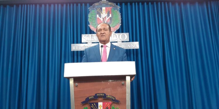 Antonio Marte somete resolución que busca que las empresas de transporte de pasajeros cuenten con dispensario médico