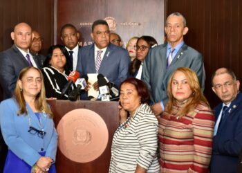 BLOQUE DIPUTADOS PLD RECHAZA INFORME EMBAJADA DE EE UU SOBRE DEPORTACIONES