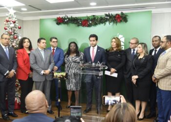 Diputados de FP se trasladan a Ocoa y denuncian el gobierno solo da picazos y tiene las provincias del país sumergidas en el abandono