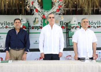 Presidente Abinader encabeza inicio de las Grandes Ferias “Navidad del Cambio con el Inespre