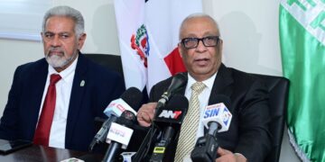 “El gobierno ha tomado prestado 24 mil millones de dólares en 27 meses”, afirma Daniel Toribio