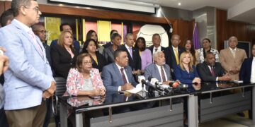 BLOQUE DIPUTADOS PLD: DANILO MEDINA ES EL PADRE DEL DESARROLLO TURÍSTICO DE PEDERNALES.