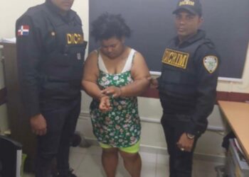 Tras intensa búsqueda Policía recupera sana y salva en Nagua niña recién nacida robada en Maternidad de Los Mina