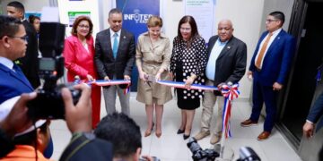 Vicepresidenta Raquel Peña encabeza inauguración de feria INNOVATEP