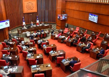 Senado aprueba resolución respalda al presidente Luis Abinader y rechaza actitud ofensiva de Haití