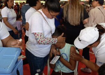 MSP inmuniza decenas de niños en segundo Vacunatón