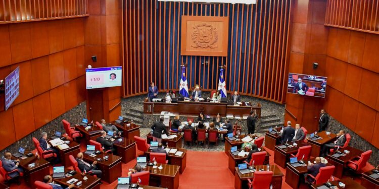 Diputados aprueban en segunda lectura proyectos para la prevención de la ceguera y la discapacidad visual en niños prematuros y para el Debate Electoral