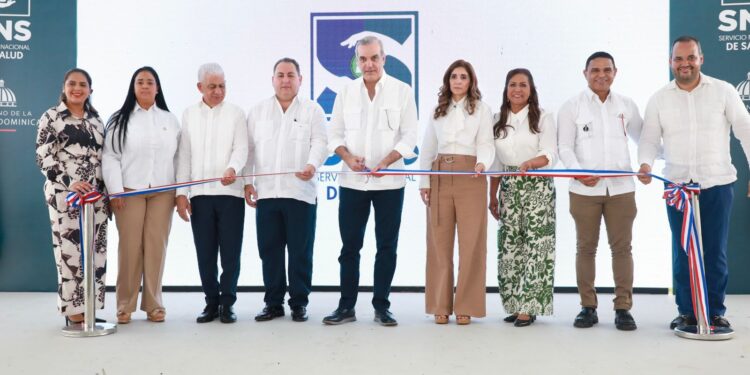 Gobierno de Luis Abinader ha invertido y ejecuta obras viales, reparación de viviendas, agua y agricultura por más de RD$2,900 millones en Sánchez Ramírez