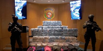 INTERVIENEN EN CAUCEDO OTRO CONTENEDOR CON CARGAMENTO DE 497 PAQUETES PRESUMIBLEMENTE COCAÍNA
