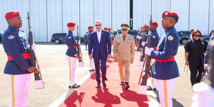 Presidente Abinader salió a Washington para participar en Cumbre de la AAFA