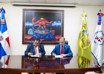 TSE y Colegio de Notarios impulsarán la formación en justicia electoral y fortalecimiento democrático