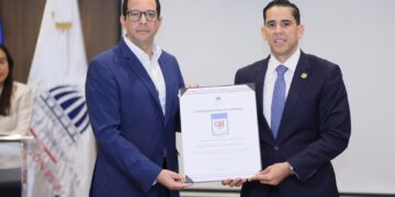 CNSS recibe Certificación al Nivel de Excelencia: Sello CAF +300