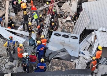 Tragedia en el antiguo Cine El Portal hoy Jet Set se alega que la estructura ya presentaba debilidades