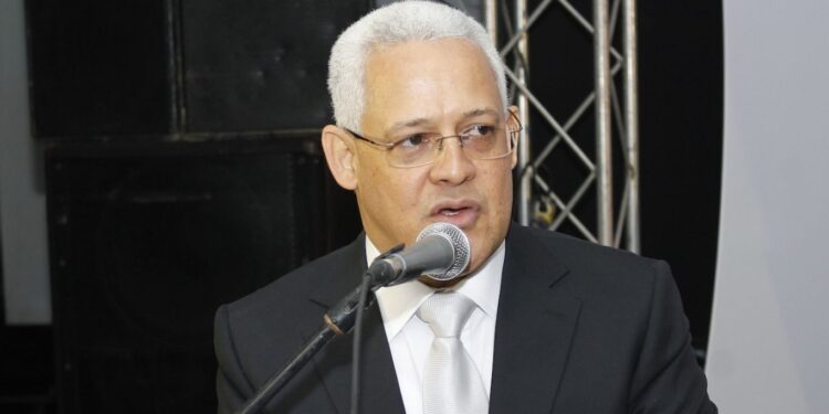 Presidente Abinader designa al veterano comunicador José Antonio Aybar presidente de Espectáculos Públicos y Radiofonía